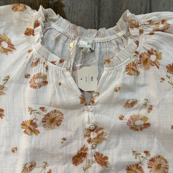 Wonderly Blouse NWT - Picture 5 of 9